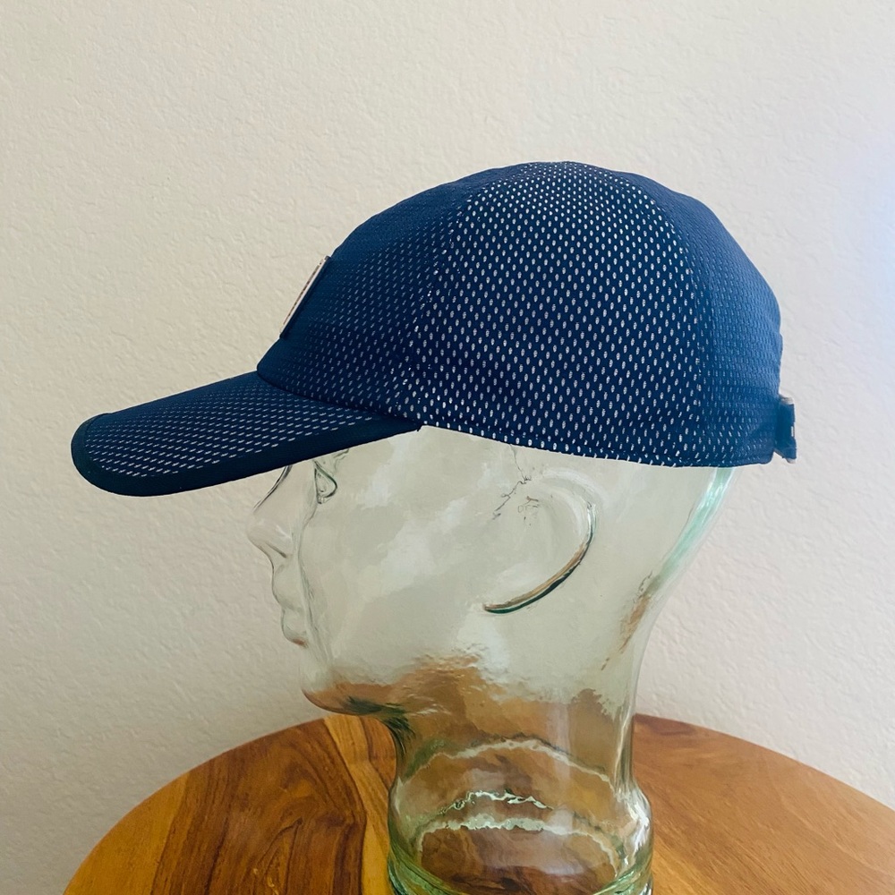 CHANEL RARE VINTAGE HAT - Picture 4 of 10